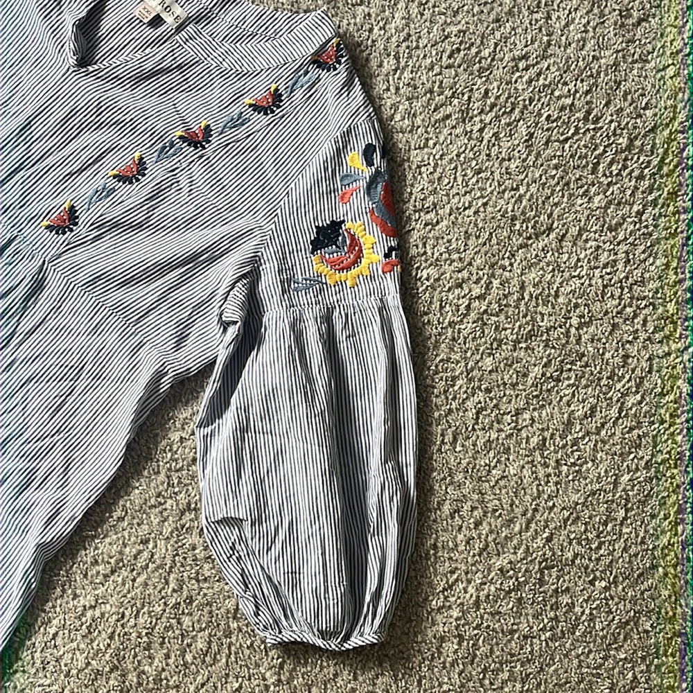 Woman blouses - Picture 4 of 14